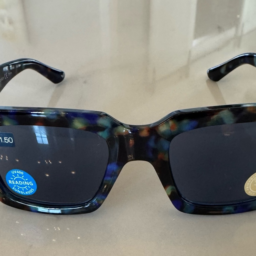 Peepers Tortoise Reading Sunglasses 1.5 - Picture 7 of 9